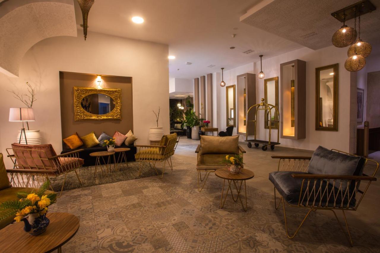 Hotel Dellarosa Boutique And 4*