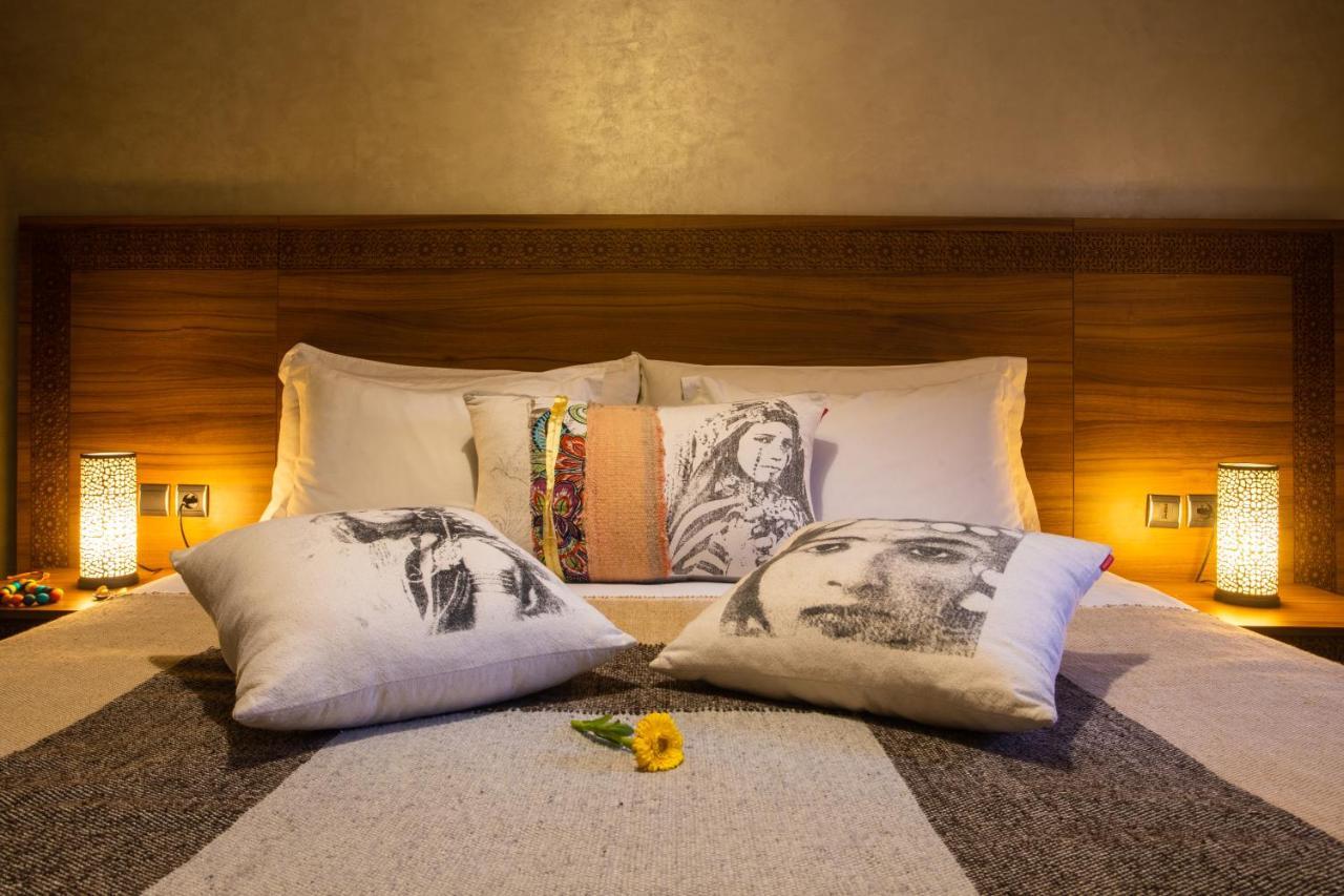 Dellarosa Boutique And Marrakesh