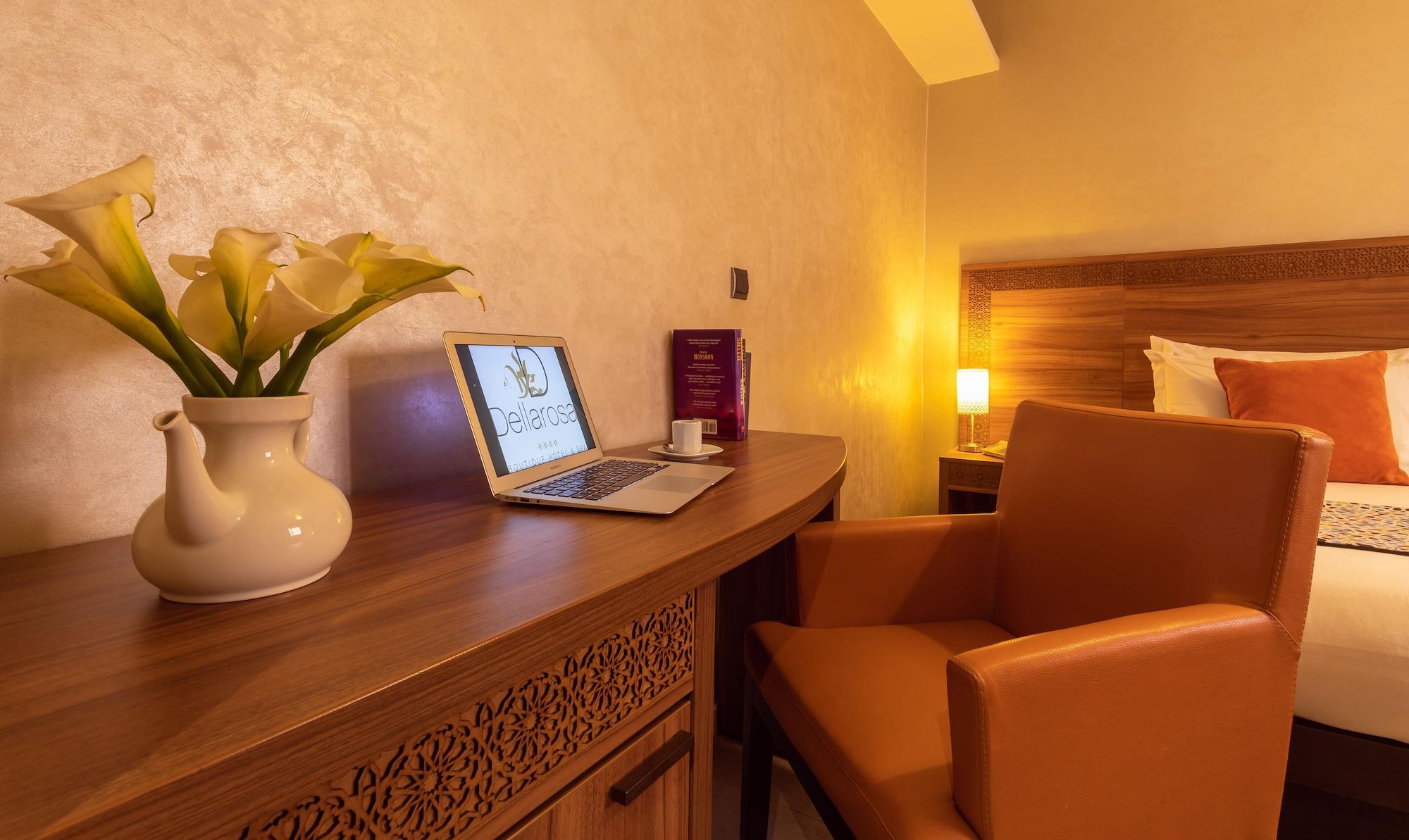 Hotel Dellarosa Boutique And 4*