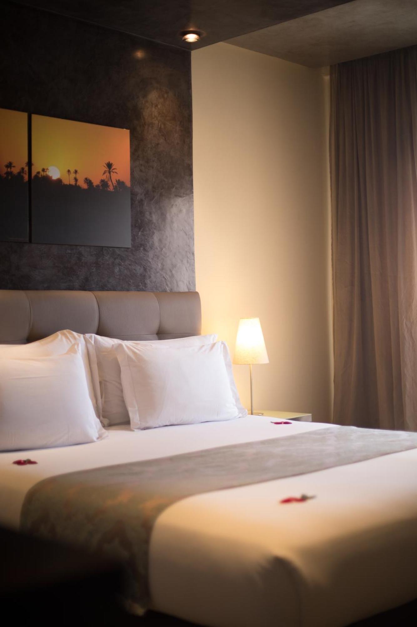 Dellarosa Boutique And Hotel