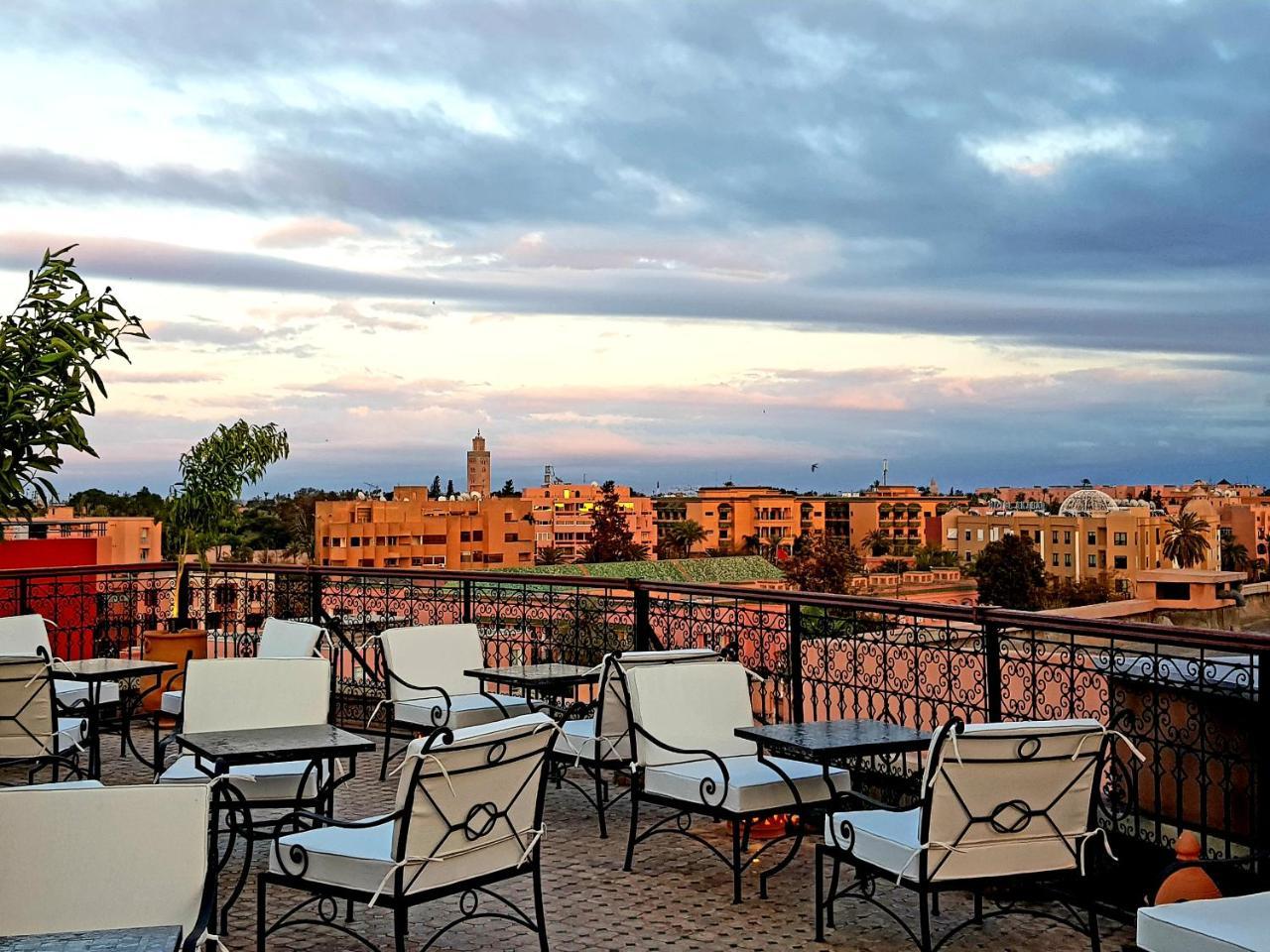 Dellarosa Boutique And Hotel